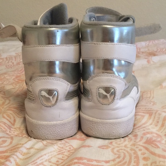 Pumas - Picture 3 of 3